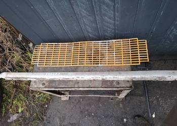 SYRENA 104 105 BOSTO R20 atrapa kratka grill listwa progu nakładka