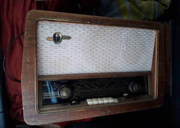 Stare radio lampowe Concerton V537 skandynawski design 3 głośniki
