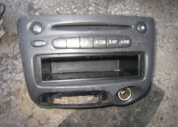 Radio radioodbiornik Toyota Yaris I  cd