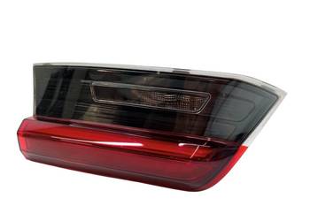 LAMPA TYŁ W KLAPĘ LEWA KOMBI TOURING LIFT  H75A3BC5702 Bmw Seria 3 G20 G21