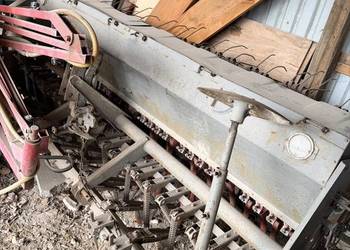 Sprzedam Maszyny rolnicze