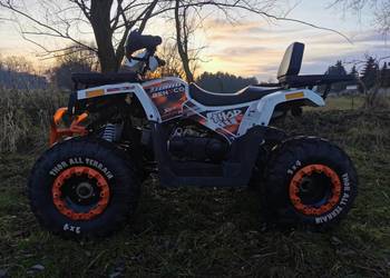 Duży Quad 200 /ledy /koła 10"/ BDB stan