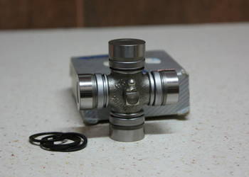 GKN krzyżak wału napędowego ( 26x69.80mm) DB 207-210; AUDI
