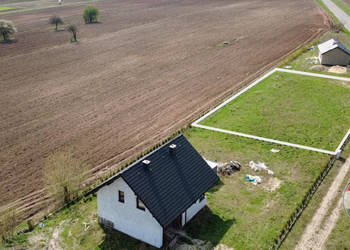 Działka budowlana 1241 m² Trzebiesławice
