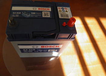 akumulator samochodowy BOSCH