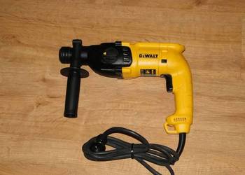 Młotowiertarka Młot sds DEWALT D 25033 QS KUCIE stan bdb Germany