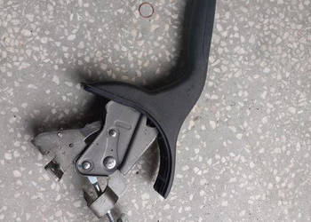Dzwignia hamulca ręcznego hyundai i10 lift 12r 1.1 benzyna