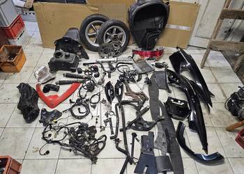 Suzuki Burgman 125 k7 części owiewki bak koło lampa amor lagi linka tarcza