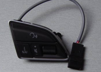 AUDI A4 A5 Q5 Q7 MULTIFUNKCJA KIEROWNICY PRAWA 4L0951523E