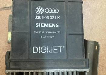 Sterownik silnika VW GOLF II 1.3 030906021K