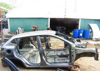 PRÓG SŁUPEK PRAWY PRAWA BOK NISSAN QASHQAI J11