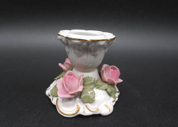 Świecznik z porcelany DRESDEN – Bogato zdobiony, pąki róż