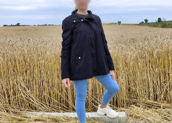 Czarna lekka kurtka jesienna wiosenna 42 XL wiatrówka