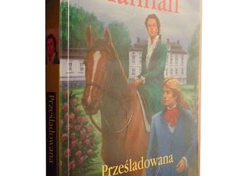 SAGA HANNAH TOM 02 - PRZEŚLADOWANA