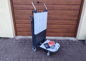 Schodołaz towarowy elektryczny 250kg wózek transportowy na schody