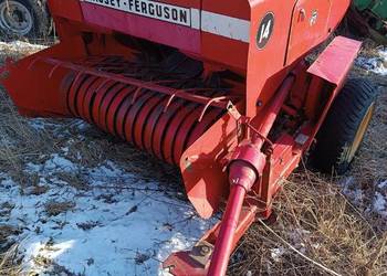 Prasa kostkującą Massey Ferguson 14 w idealnym stanie