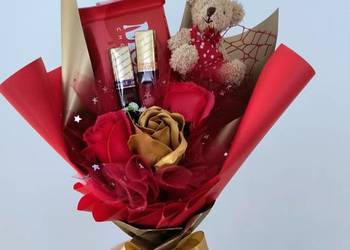 Bukiet kaskadowy walentynki