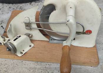 Stara zabytkowa krajalnica Dienes PE DE