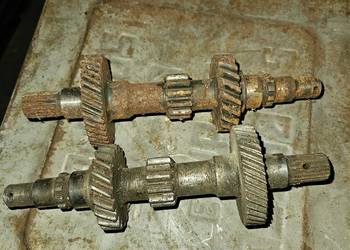 Choinka skrzyni biegów 126p wałek