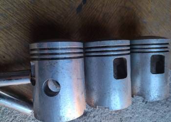 Tłoki do Syreny nowe oryginalne 3 sztuki