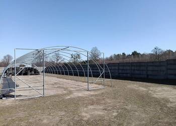 Konstrukcja tunelu foliowego 33 m × 7,5 m – solidna, ocynkowana