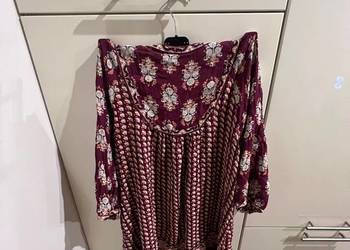 Subtelna kolorowa sukienka w wzorki M Monsoon