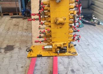 Komatsu Pw148 zawór rozdzielacz hydrauliczny DDX00906