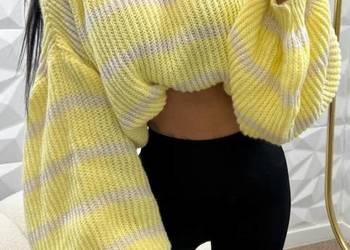 Żółty krótki sweter