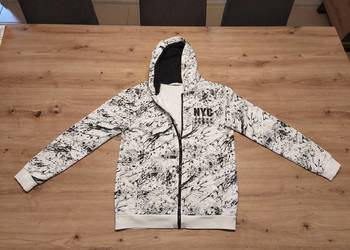Bluza w kolorze biało czarny firmy H&M, wiek 10-12 lat, roz 146/152 stan BD