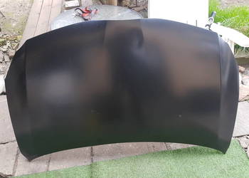 toyota auris e 15 lift  maska 2010/12