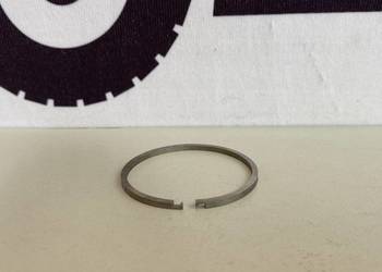 Pierścień zabezpieczający Fendt Massey Ferguson X560703700000 ORYGINAŁ AGCO