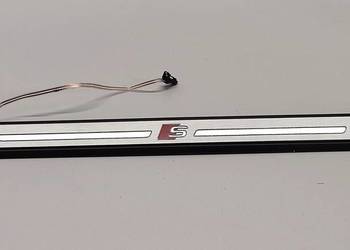 AUDI A4 B9 NAKŁADKA LISTWA PROGOWA LEWA 8W0947417A