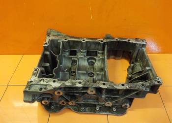 TRAFIC VIVARO 2.0 DCI 13r 114KM M9R630 miska oleju czesc gorna 110176469R