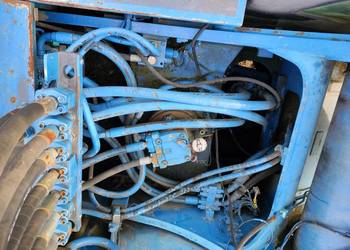 Reduktor obrotu silnik kolumna Liebherr R934 99r