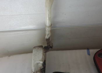 ZBIORNICZEK SPRYSKIWACZA VW POLO 9N