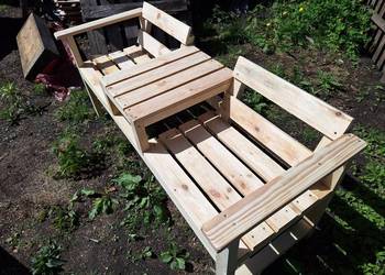 Ławka ogrodowa z stolikiem