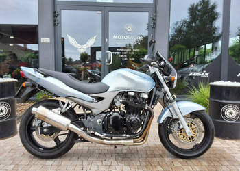 Kawasaki ZR Stan bardzo dobry. BARDZO ŁADNY I ZADBANY. ZR-7