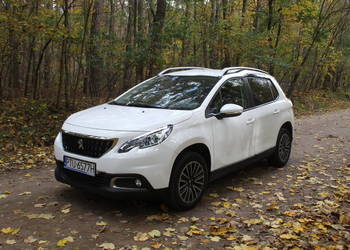 Peugeot 2008 1.5 blueHDI rok 2019 / NAVI / LED /