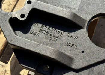 John Deere 6170 6175 6195 6R 195 7530 Podpora Obudowa PTO Mocowanie WOM R2…
