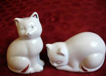 Kot - mały kotek z porcelany - Figurka - 5 x 10 x 5 cm
