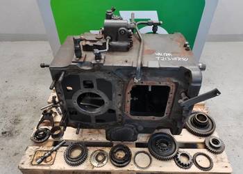 Valtra T213 Versu Obudowa skrzyni TB0788