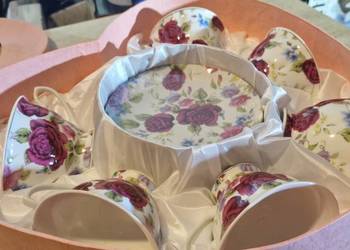 Ekskluzywny Komplet 6 Filiżanek Porcelana Róże Pudełko Serce Prezent