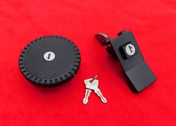 Zestaw Zamek i korek baku Fiat 126p 126 maluch Fist WŁOSKI