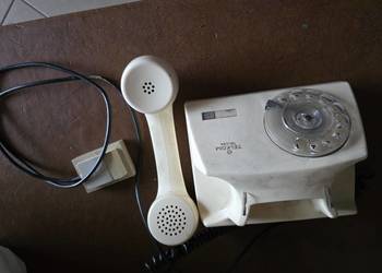 Telefon