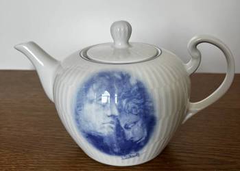 Dzbanek Schirnding- dwie twarze