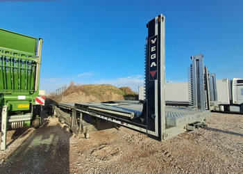 laweta Inna 2 axle semi trailer