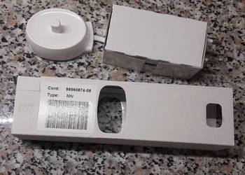 Ładowarka szczoteczki elektrycznej Oral – B PRO 2 2000.