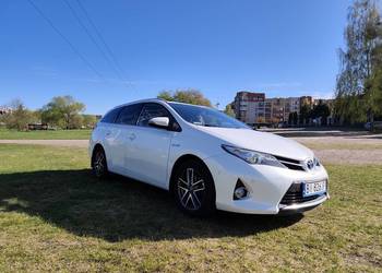 Toyota Auris 1.8 HSD Luna – 2015 | Hybryda