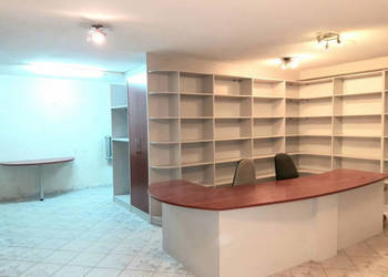 W PEŁNI UMEBLOWANY LOKAL na sprzedaż