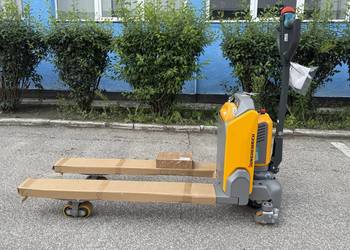 Paleciak elektryczny wózek nowy paletowy Jungheinrich Li-on  Paletowe wózki